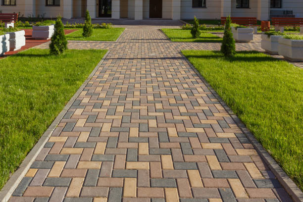 Best Driveway Stamping and Staining in Lindale, GA